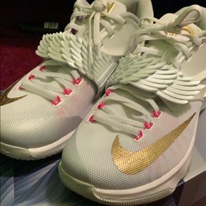 KD 7 (Aunt Pearl) 7 1/2